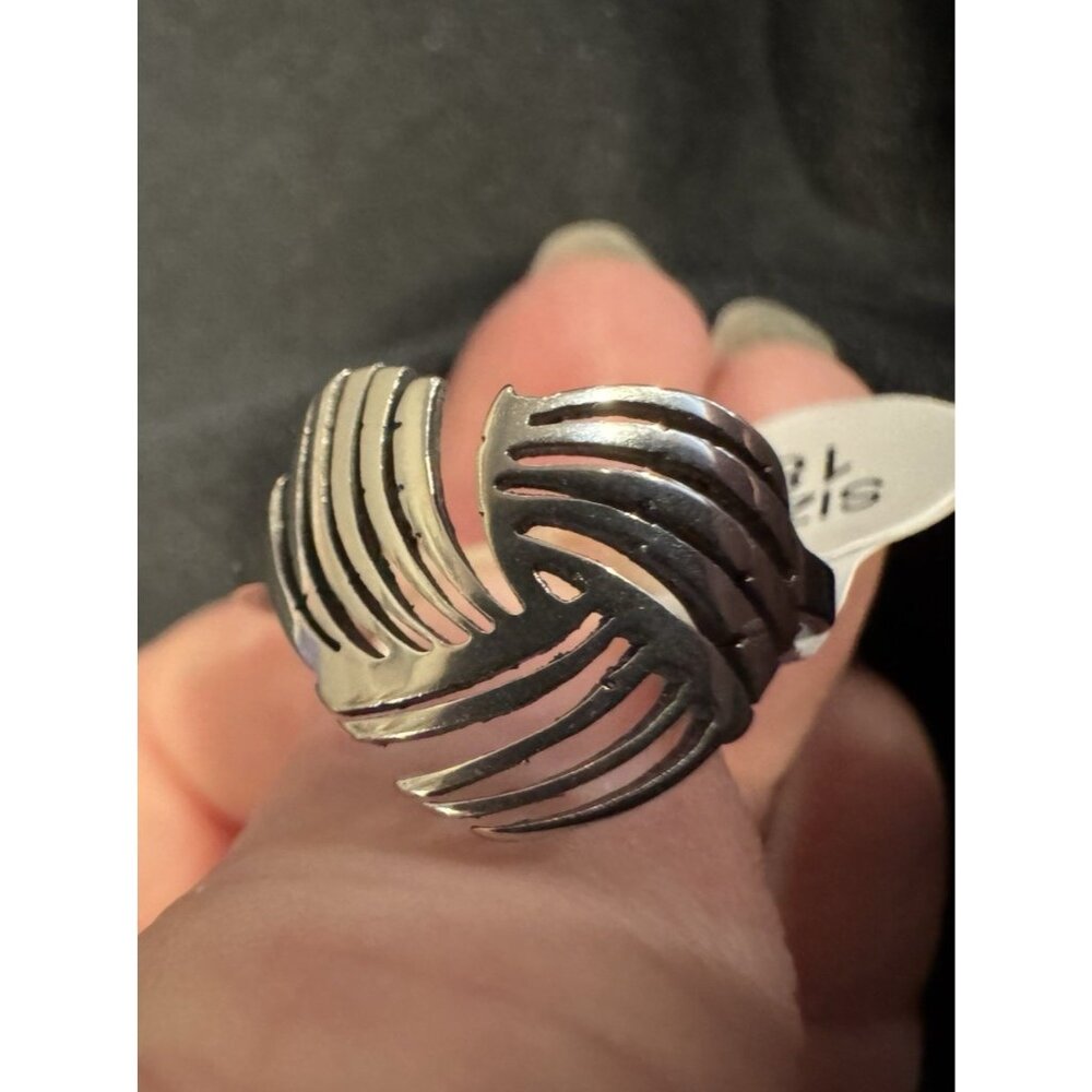 Acero Stainless Steel Silvertone Heart Ring Women's 18 US 8 NEW